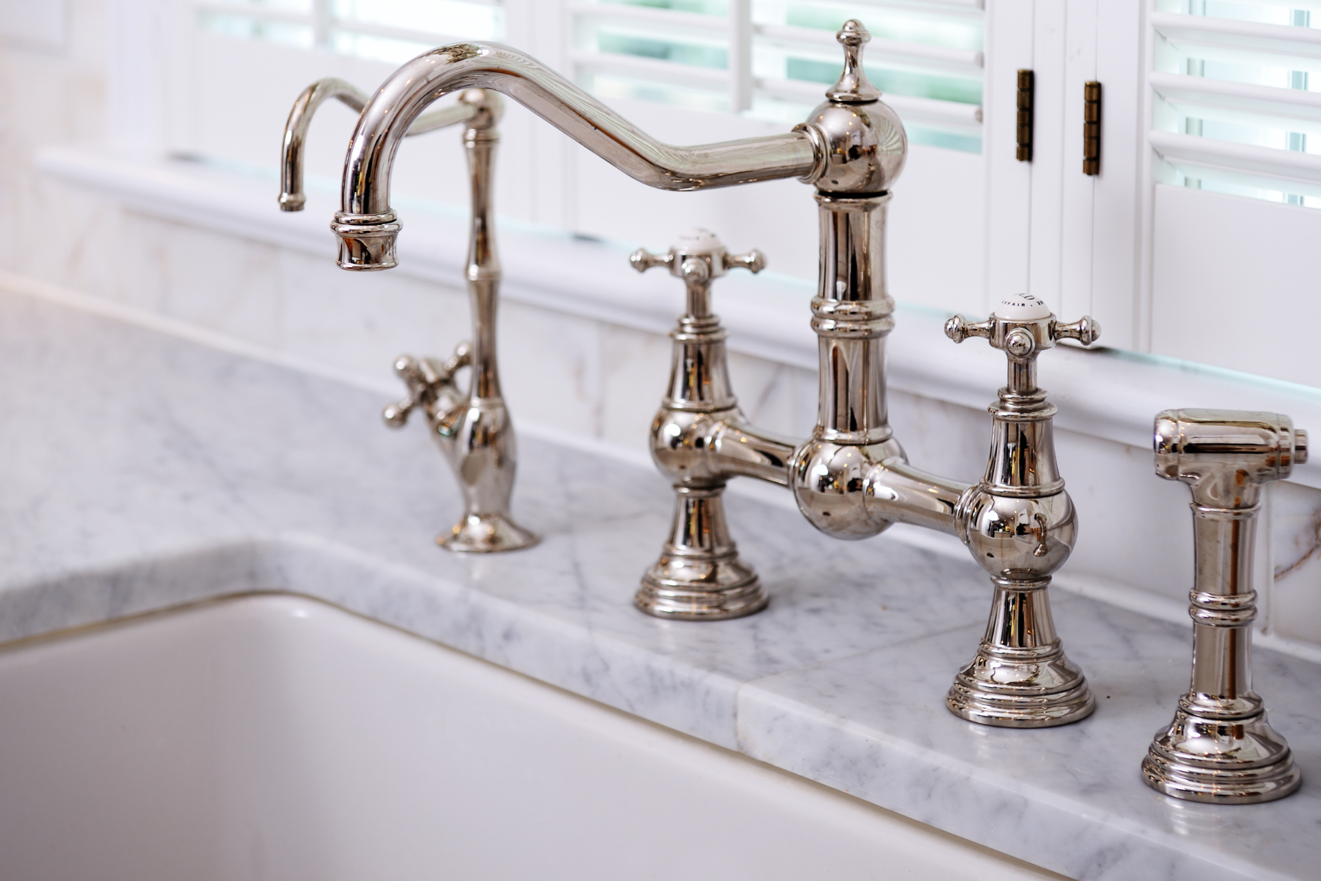 Brand new intricate residential kitchen faucet